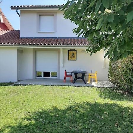 Gite L'Etape Pirajoux Exterior foto