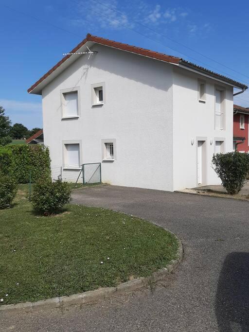 Gite L'Etape Pirajoux Exterior foto